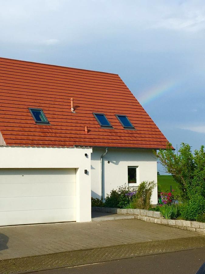 Apartamento Im Feldle Kirchheim am Ries Exterior foto
