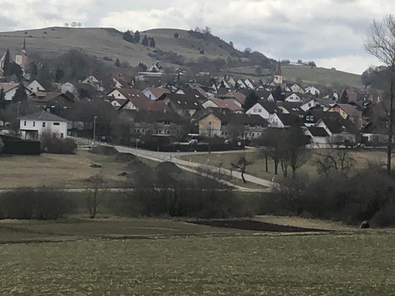 Apartamento Im Feldle Kirchheim am Ries Exterior foto