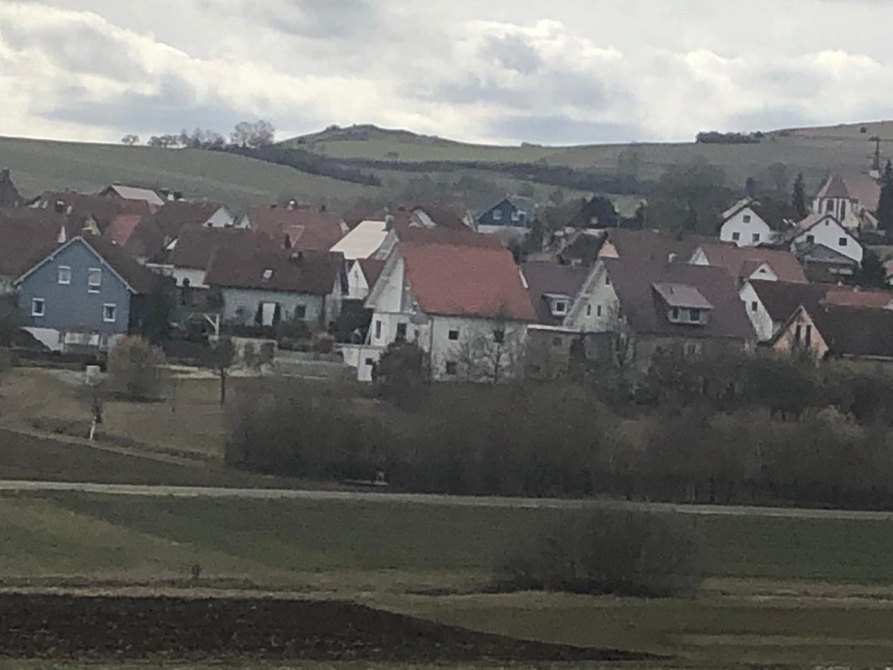 Apartamento Im Feldle Kirchheim am Ries Exterior foto